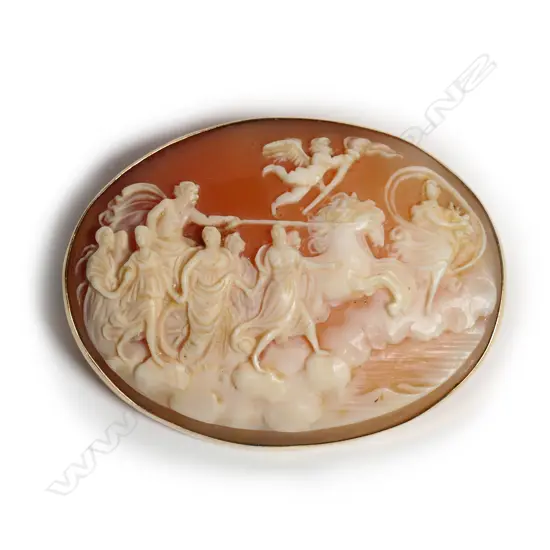 A c.1900 18ct gold framed cameo