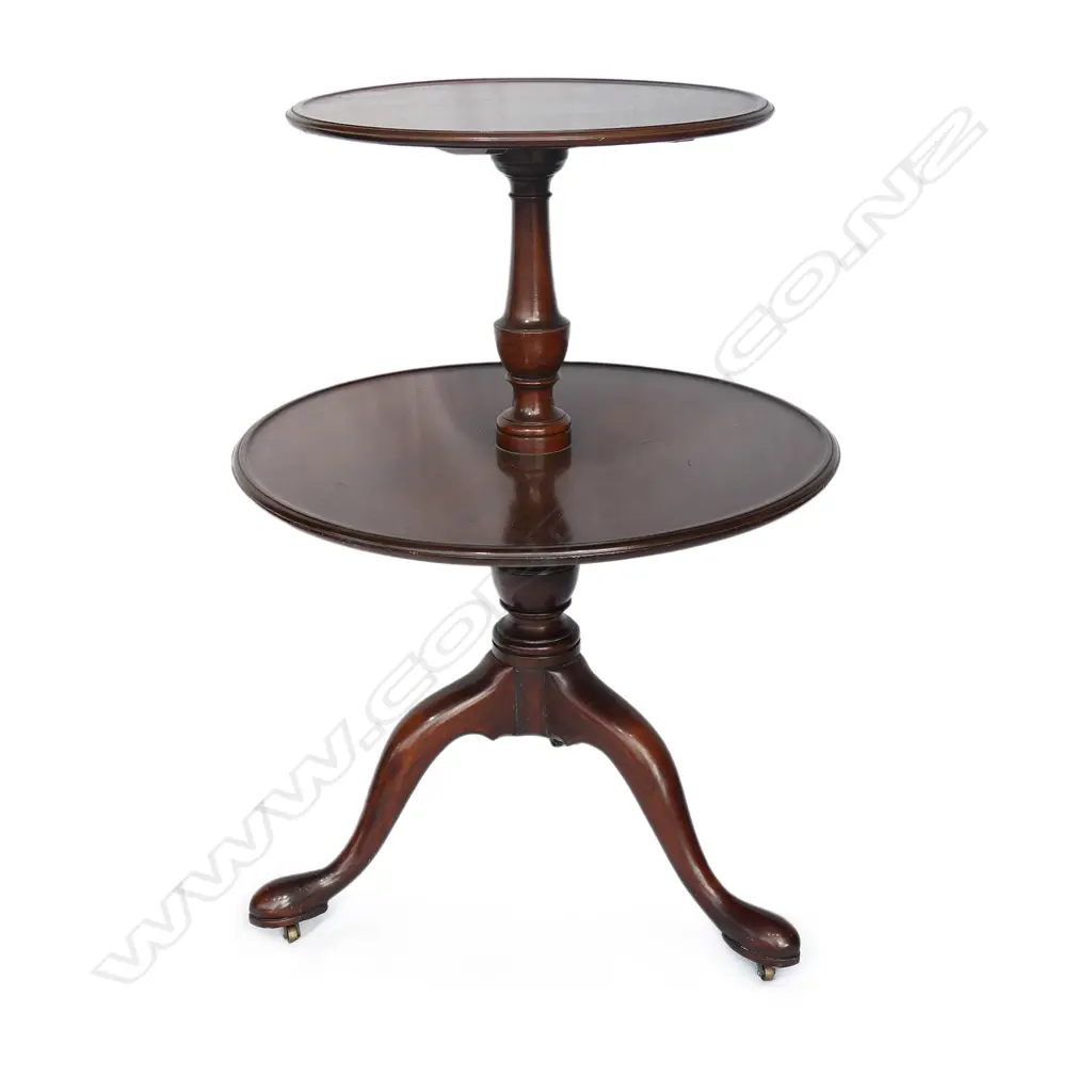 A Georgian mahogany circular dumb waiter Image 1++