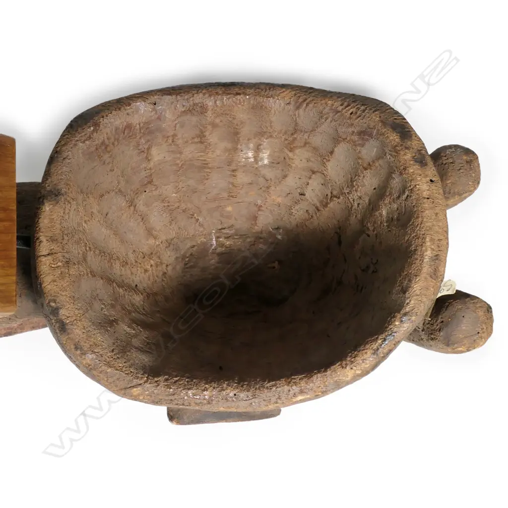 An African tribal mask Image 1++