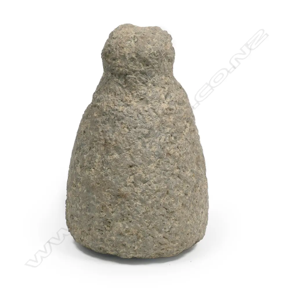 A Maori pre-European māhē (stone sinker) Image 1++