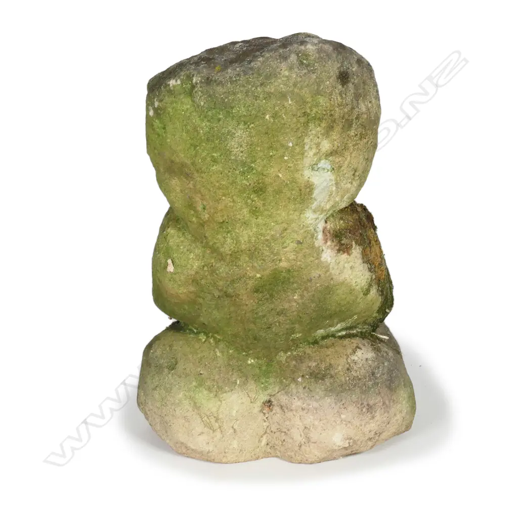 An uncommon old carved stone Maori kumara god (Rongo) Image 1++