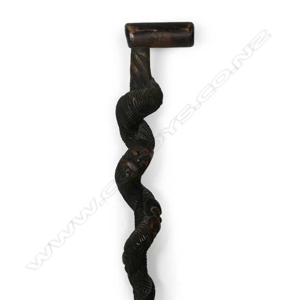 A late 19thC Maori carved tokotoko (walking stick) Image 1++