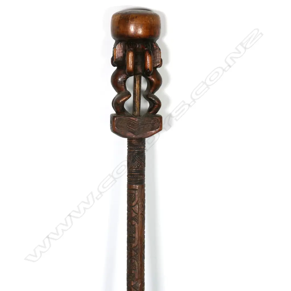A c.1900 Maori carved tokotoko (walking stick) Image 1++