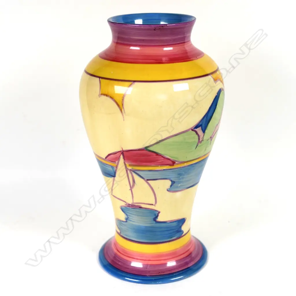 A Clarice Cliff Bizarre 'Gibraltar' vase Image 1++
