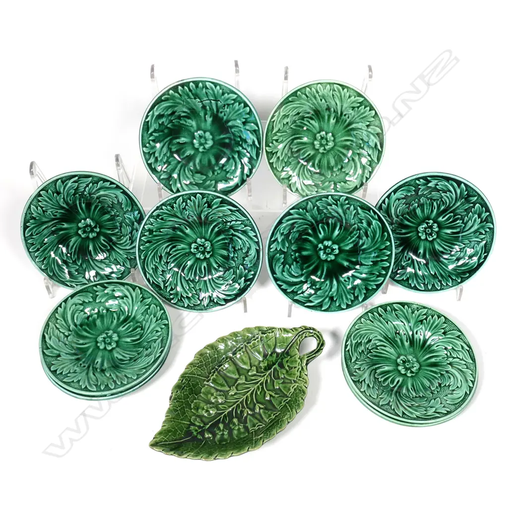 Ten Wedgwood majolica small dishes Image 1++