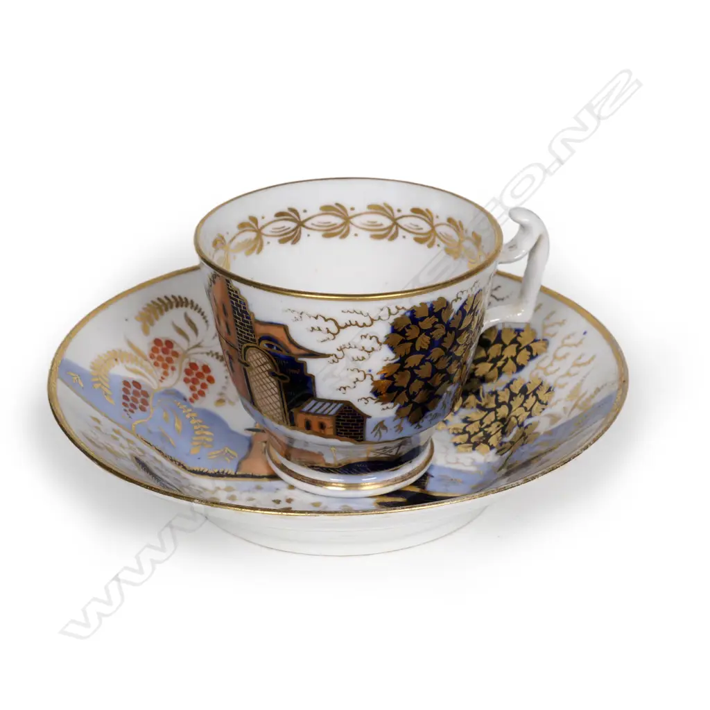 A Georgian coffee cup and deep saucer Image 1++