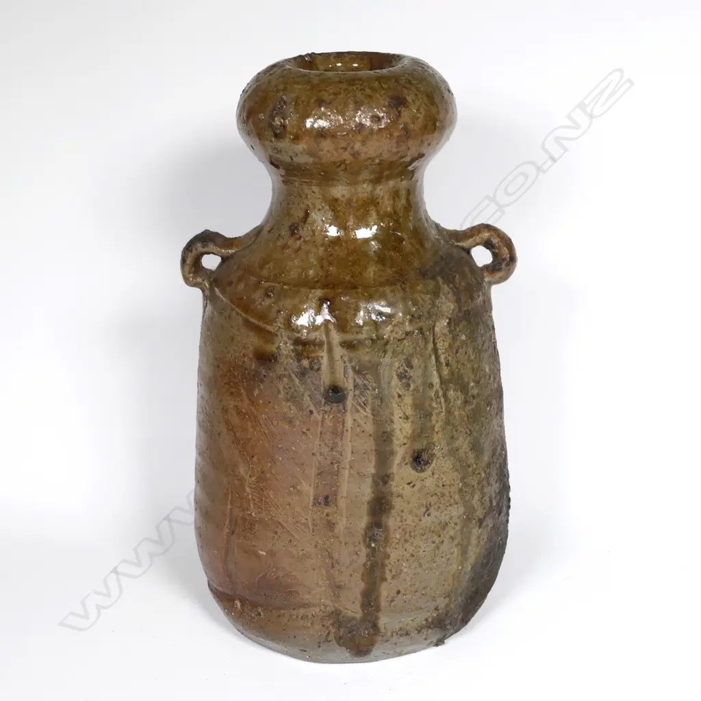 A Japanese Bizen studio pottery vase Image 1++