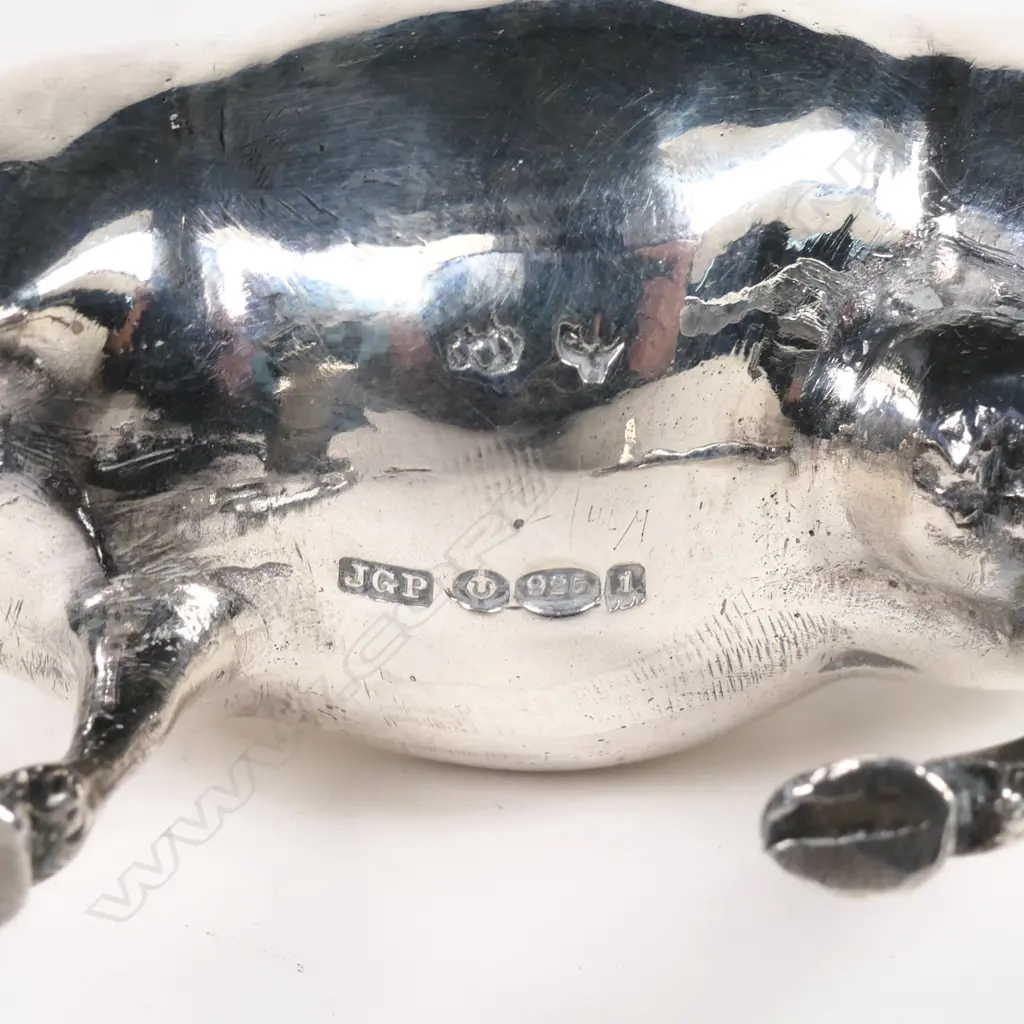 A Hanau silver cow creamer Image 1++