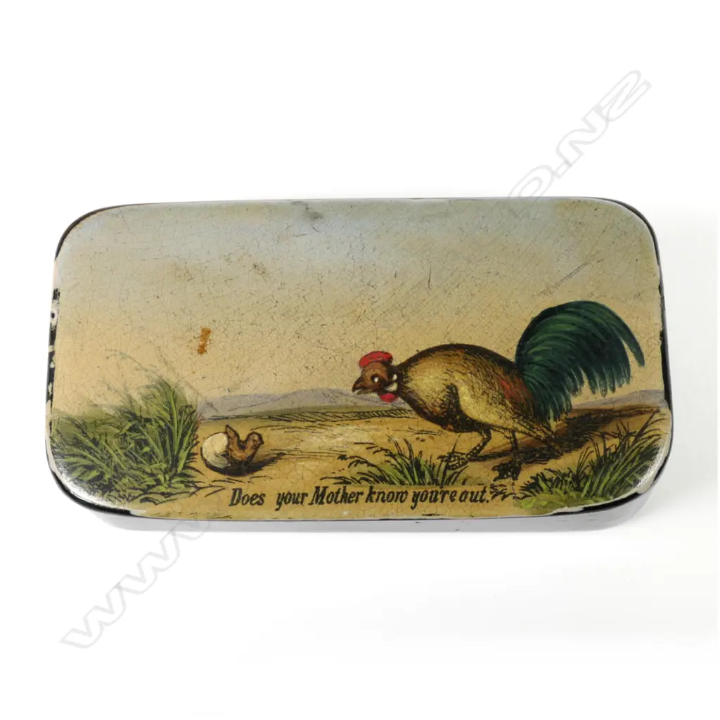 A 19thC papier-mâché snuff box Image 1++