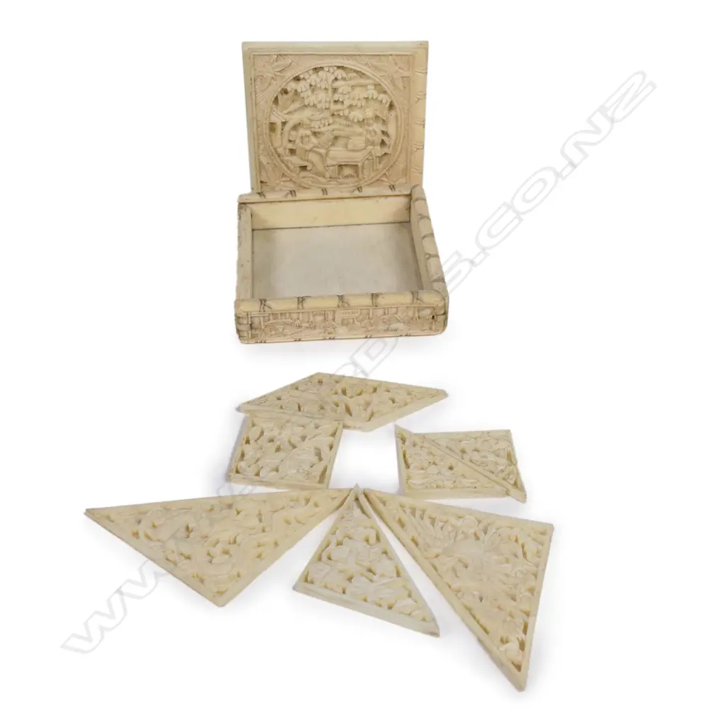 A 19thC Chinese finely carved ivory box puzzle Image 1++