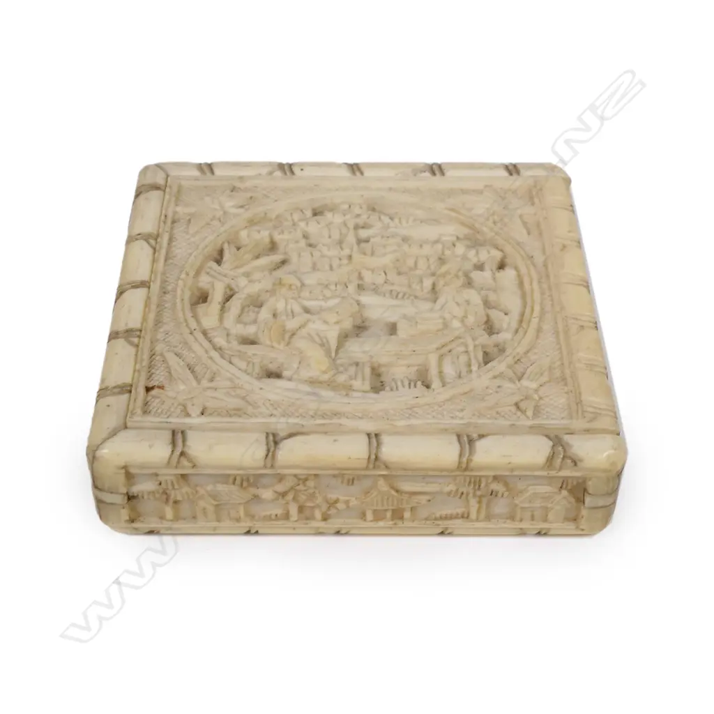 A 19thC Chinese finely carved ivory box puzzle Image 1++