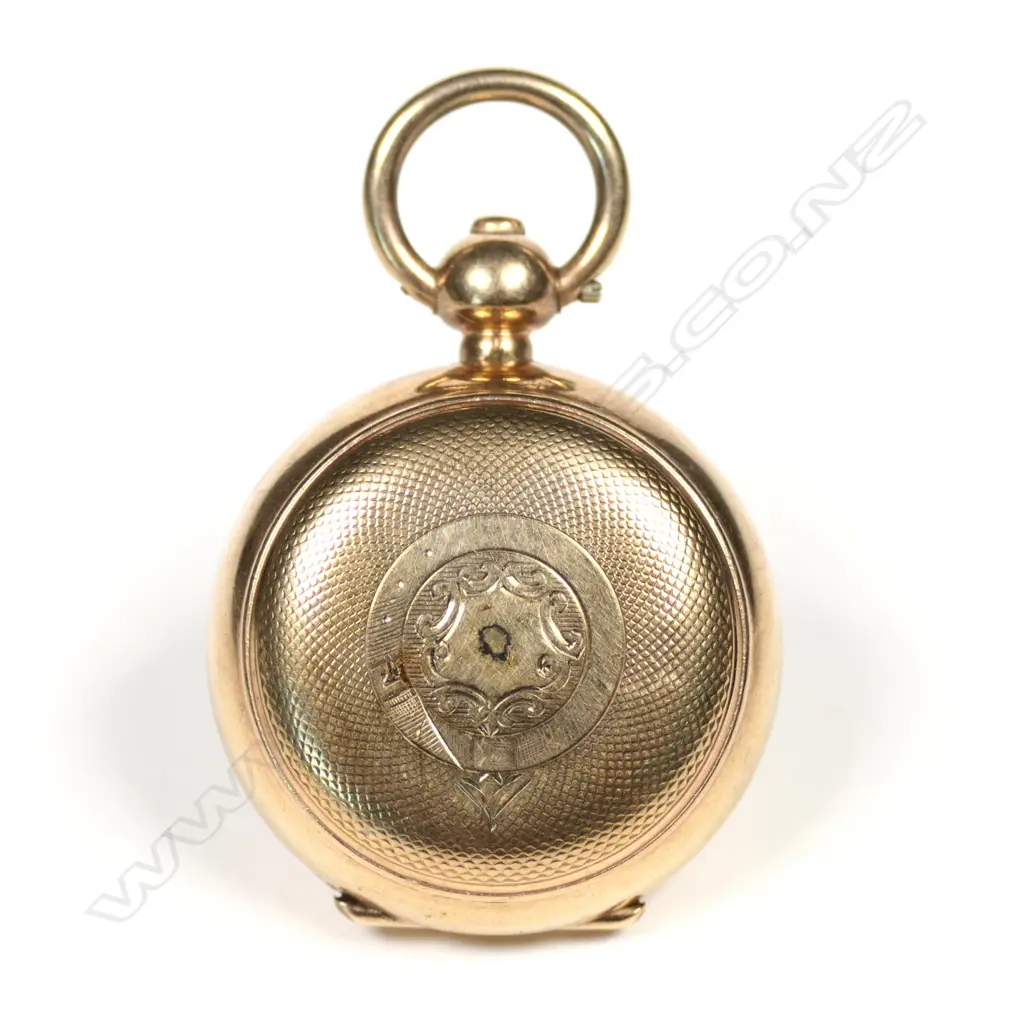 An Edwardian gold-plated sovereign case Image 1++
