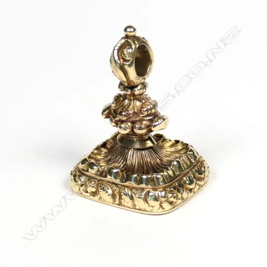 A quality antique 15ct gold and bloodstone fob seal