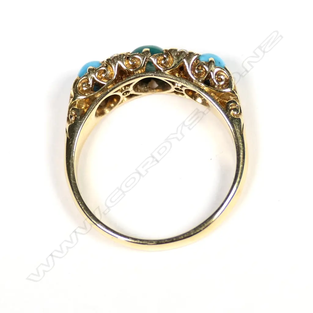 An Edwardian 18ct gold turquoise and diamond ring Image 1++
