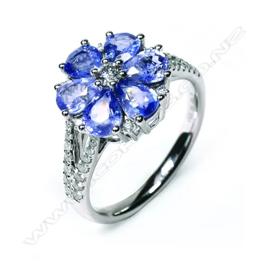 A 14ct white gold Ceylonese sapphire and diamond ring