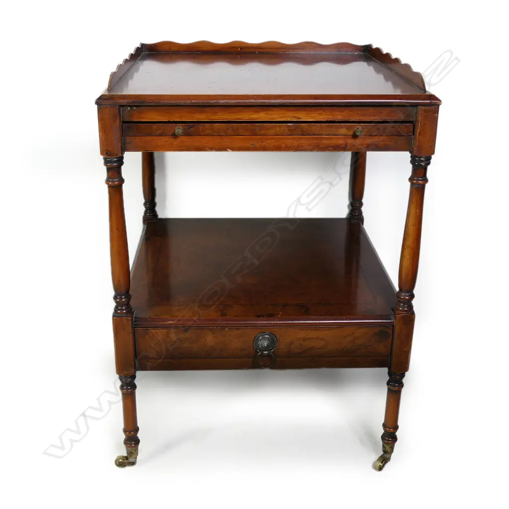 A burr walnut side table Image 1++