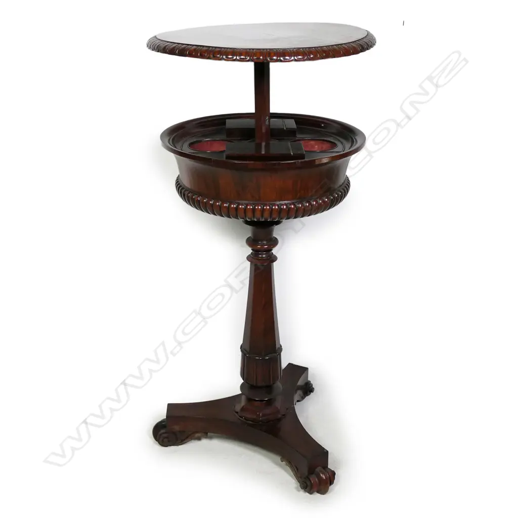 A rare telescopic lidded William IV rosewood circular teapoy Image 1++