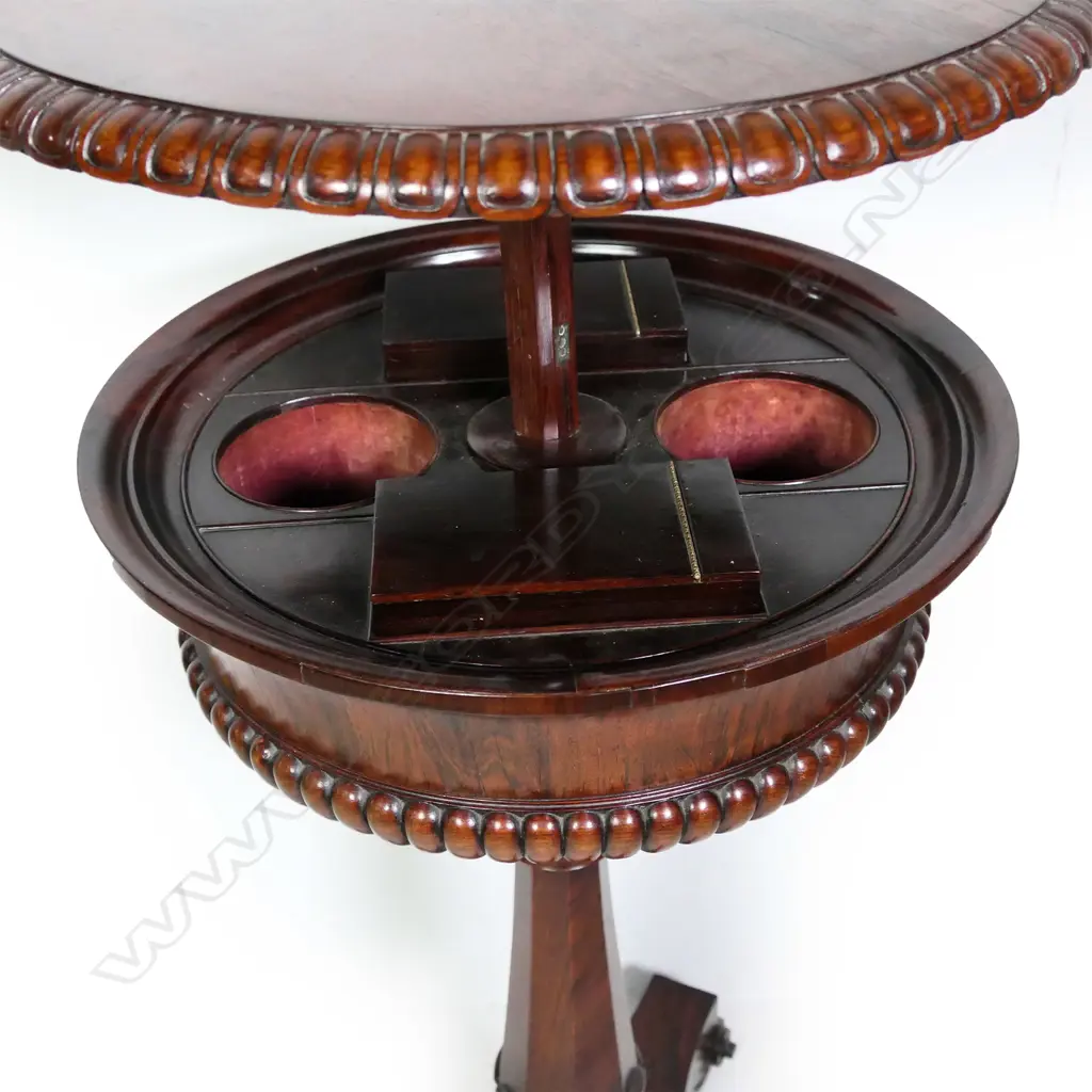 A rare telescopic lidded William IV rosewood circular teapoy Image 1++