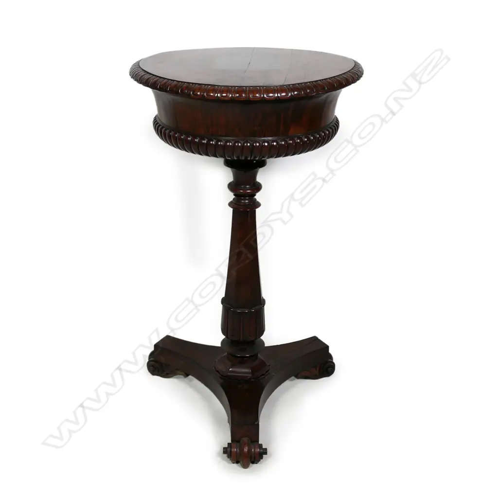 A rare telescopic lidded William IV rosewood circular teapoy Image 1++