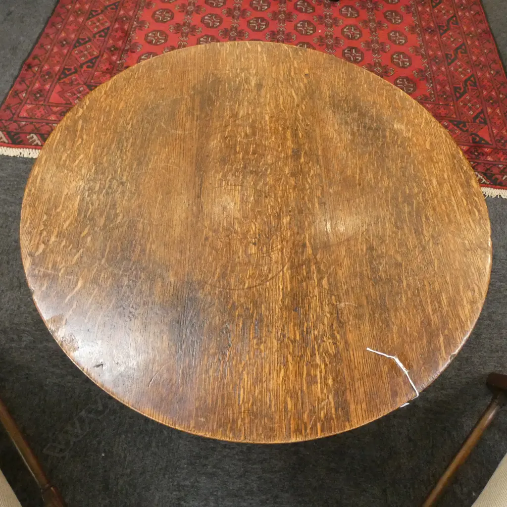 A Victorian oak cricket table Image 1++