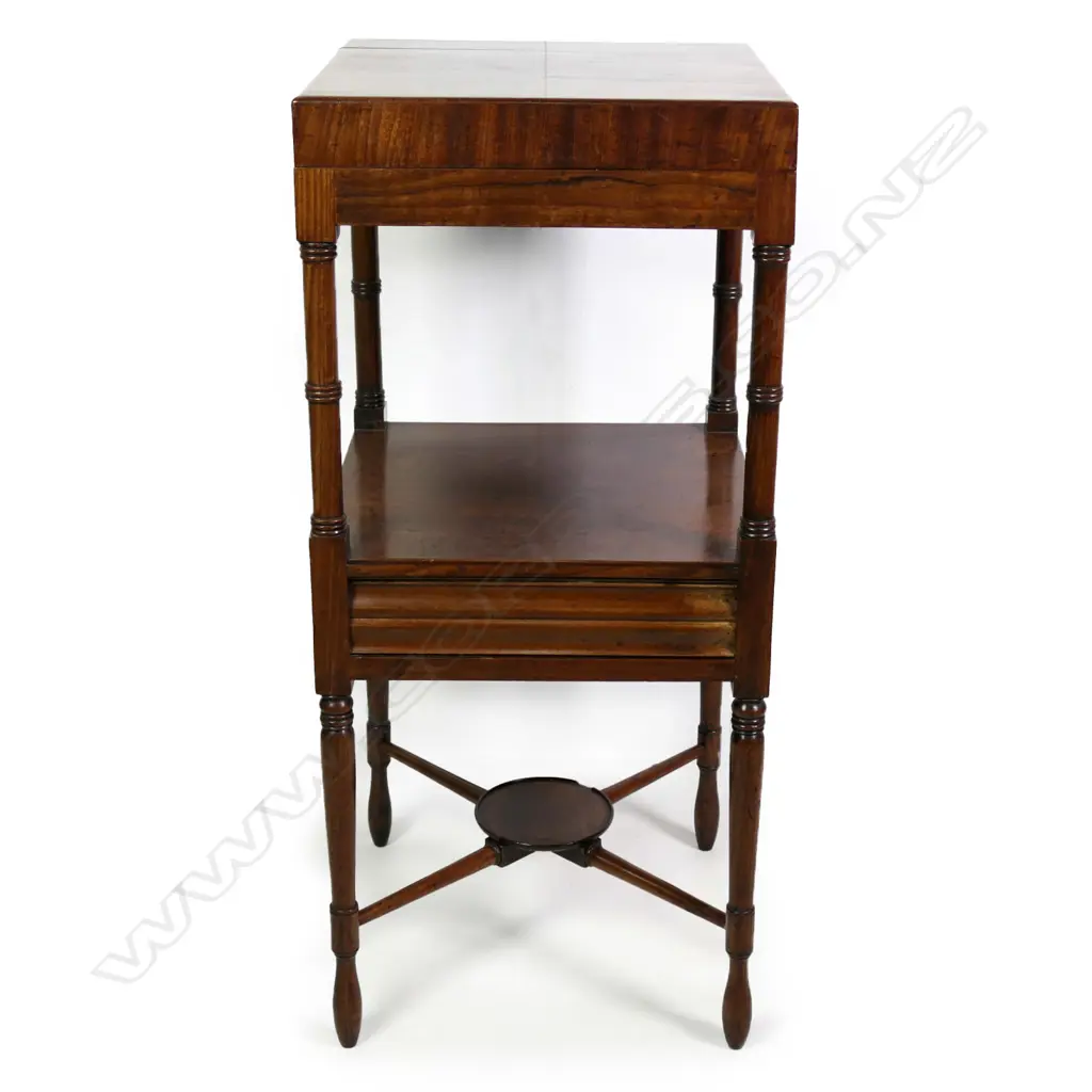 A Georgian mahogany washstand Image 1++