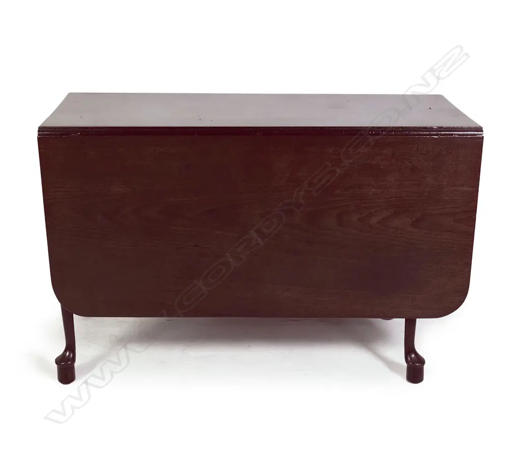 A Georgian mahogany drop leaf table Image 1++