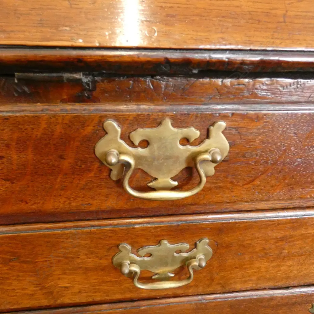 A Georgian oak bureau bookcase Image 1++