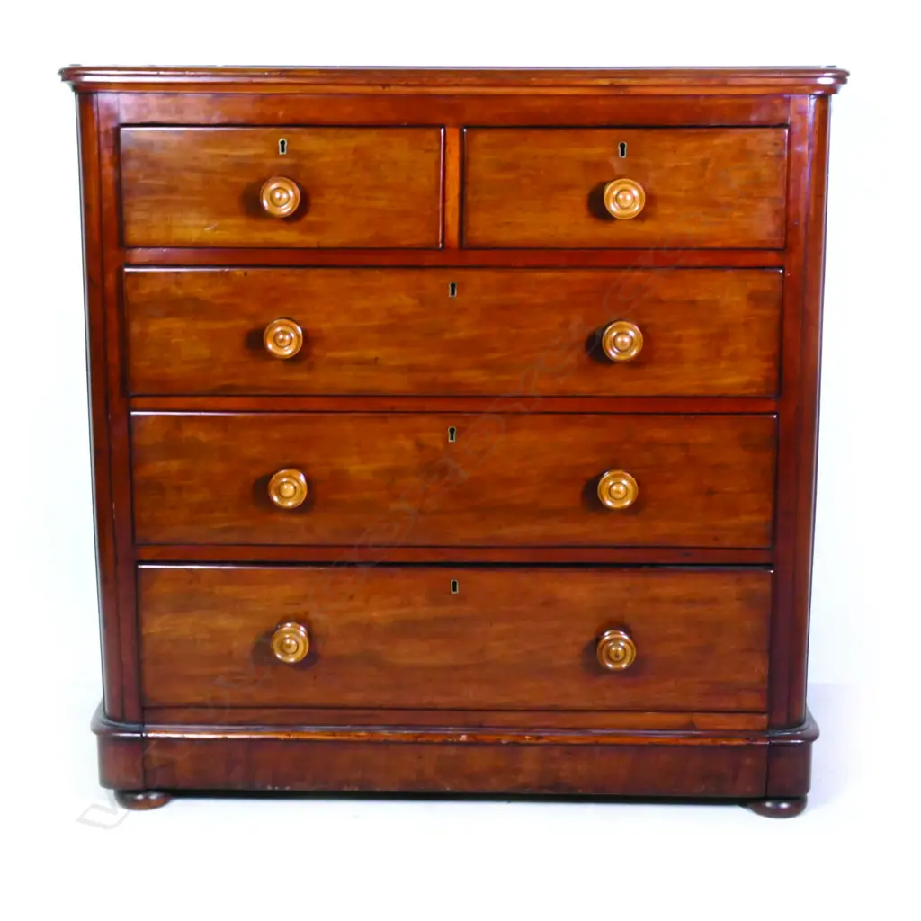 A Victorian mahogany five drawer chest Image 1++