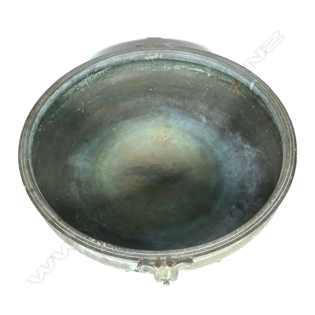 A large Southern Indian bronze urli (temple bowl) Image 1++