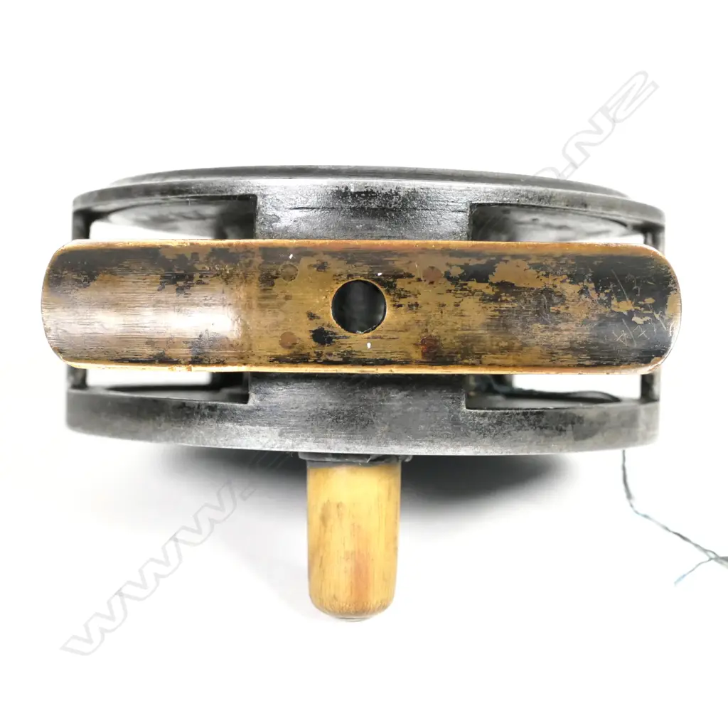 A good 4" Moscrops alloy and brass fly reel Image 1++