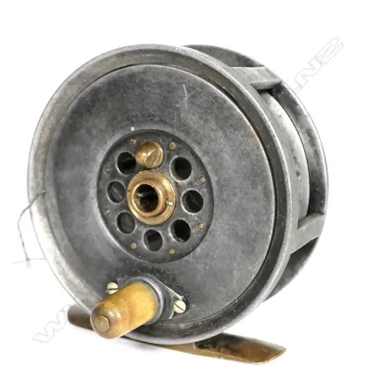 A good 4" Moscrops alloy and brass fly reel