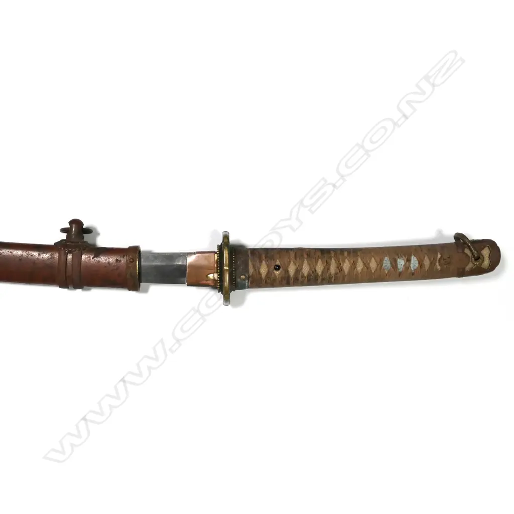 A WWII Japanese shin gunto katana sword Image 1++
