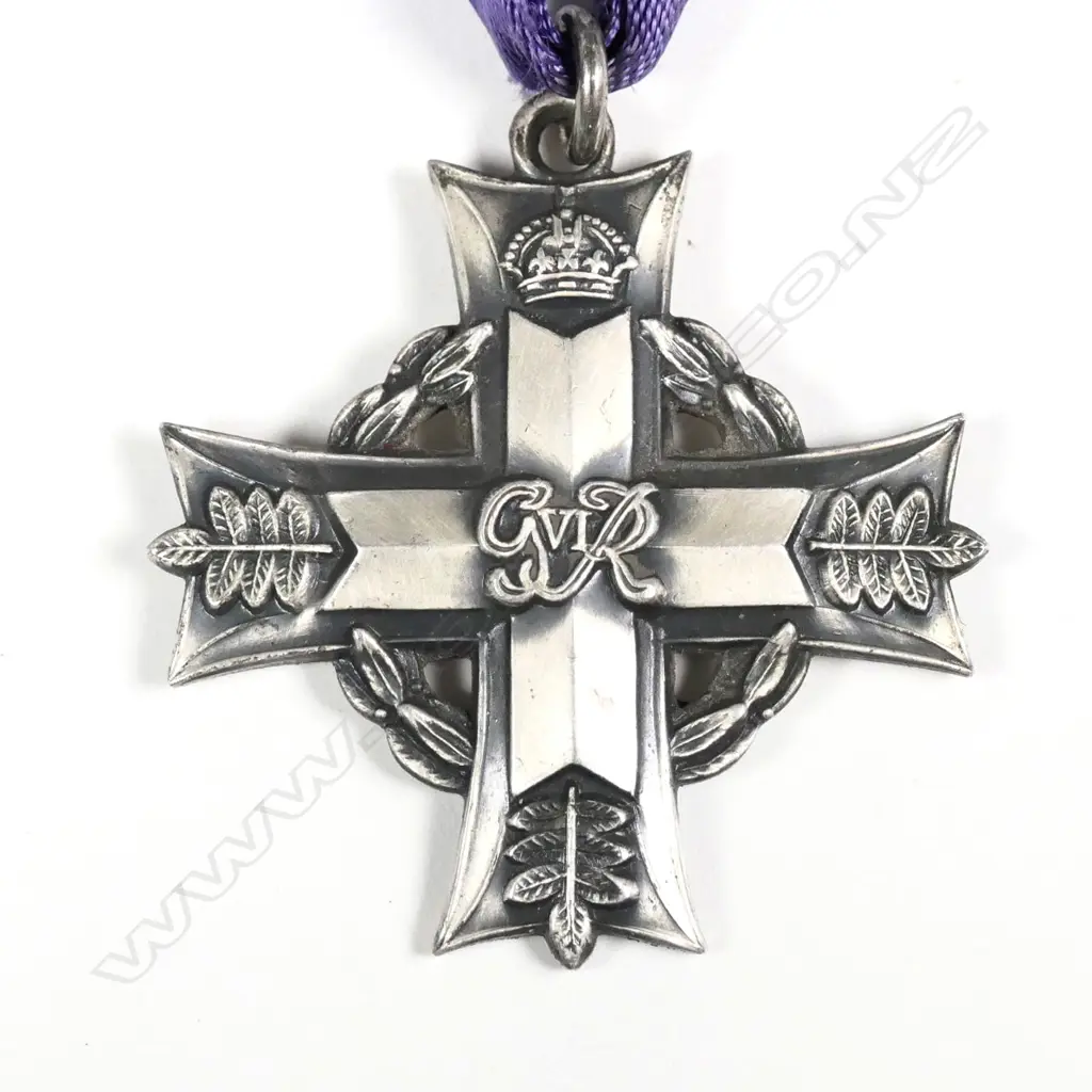 Memorium Cross to F/O D.V. Gilmour 36240 RAF Image 1++