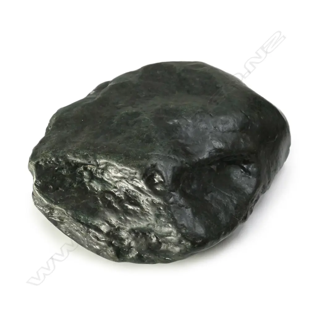 A large pounamu boulder/touch stone Image 1++