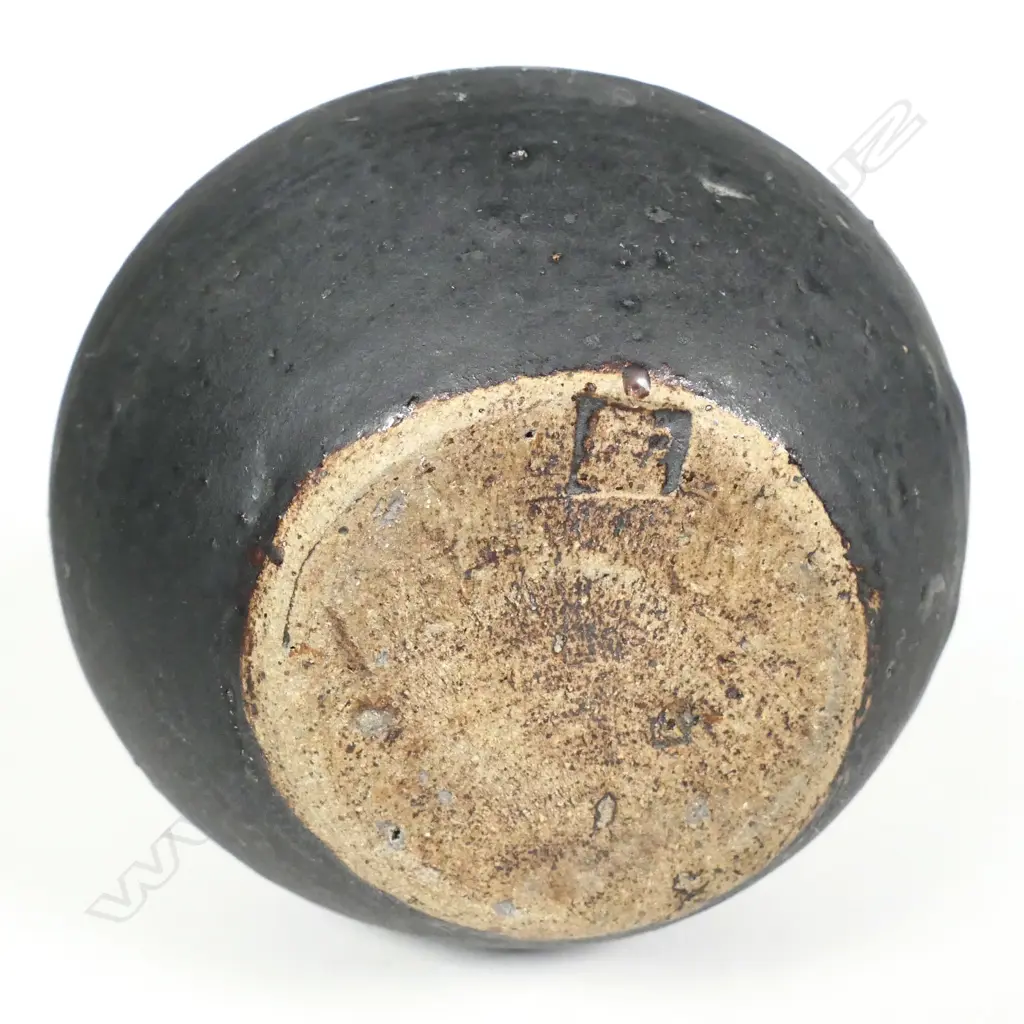 A John Parker vase Image 1++