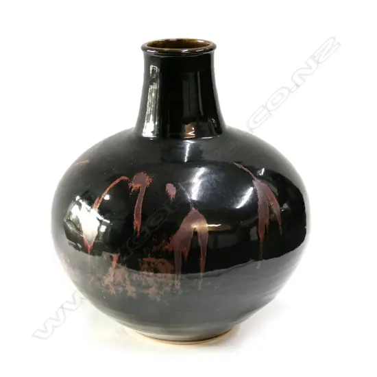 Nicholas Brandon large pottery vase
