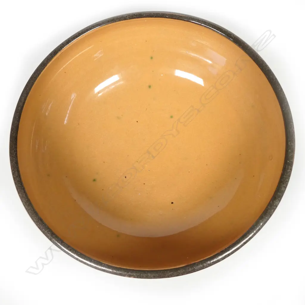 Michael Cardew and Henry Bergen for Winchcombe Pottery bowl Image 1++