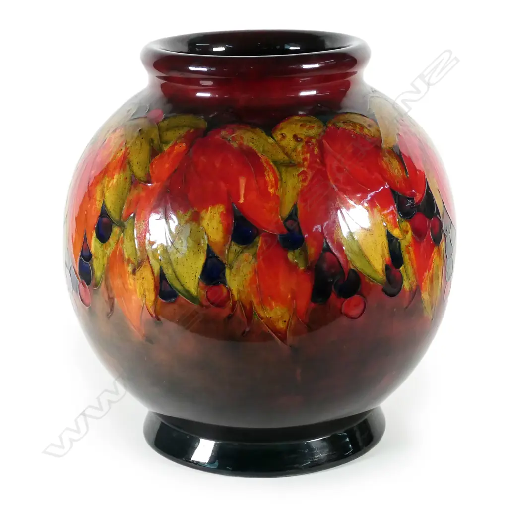 An impressive William Moorcroft flambe vase Image 1++
