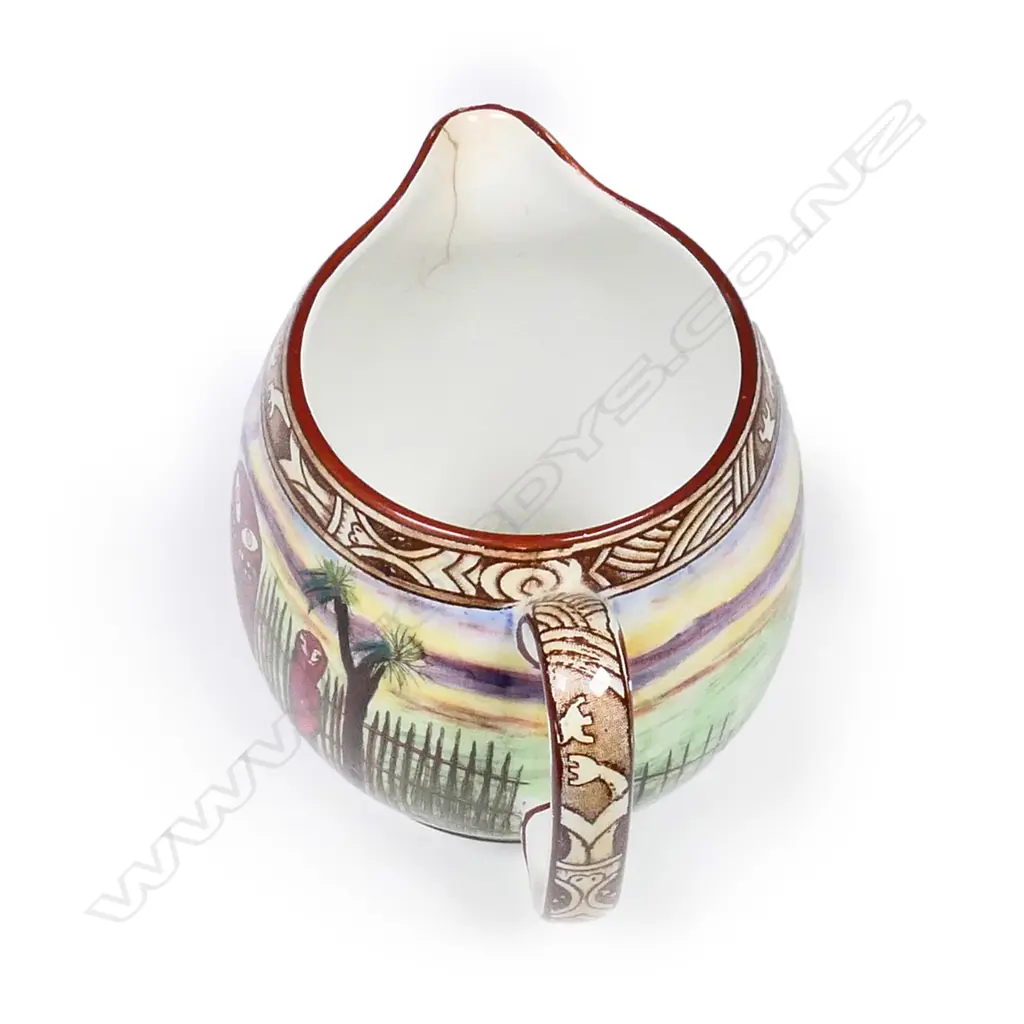 A Royal Winton Maoriland teapot and cream jug Image 1++