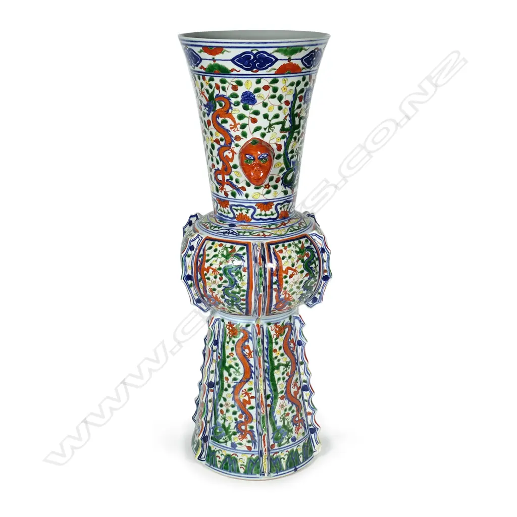 A Chinese large wucai gu-form dragon vase Image 1++