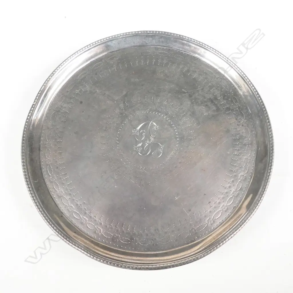 A George III silver waiter Image 1++