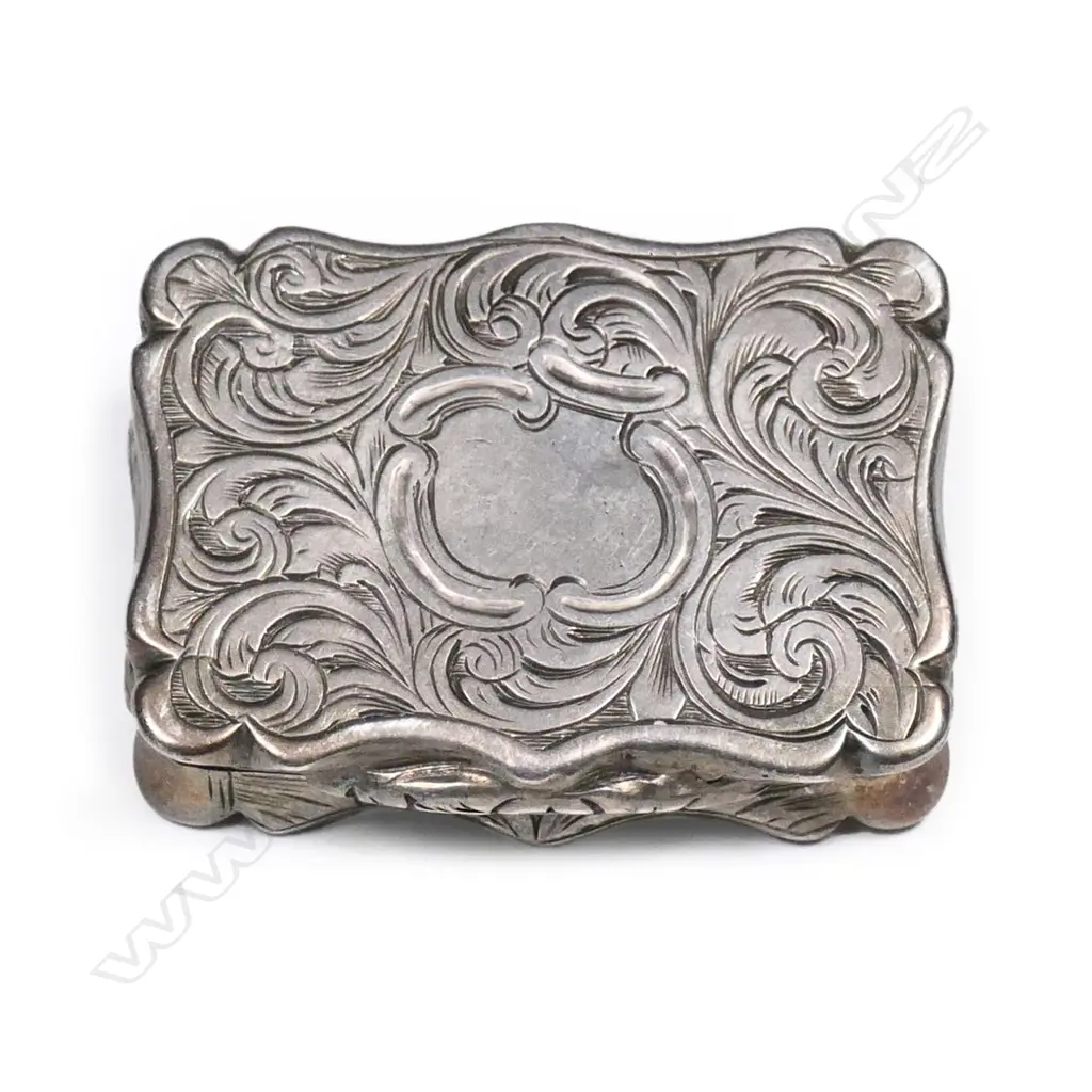 A Victorian silver vinaigrette Image 1++