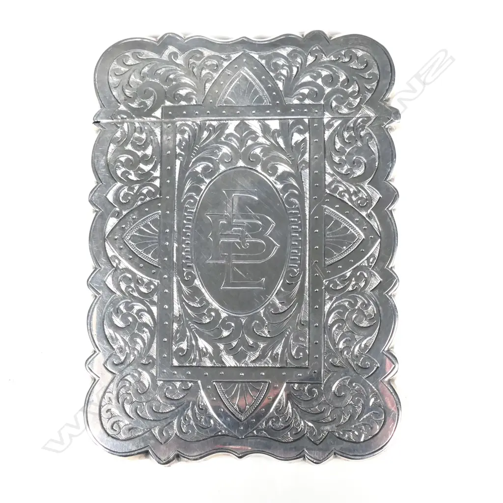 A Victorian silver card case Image 1++