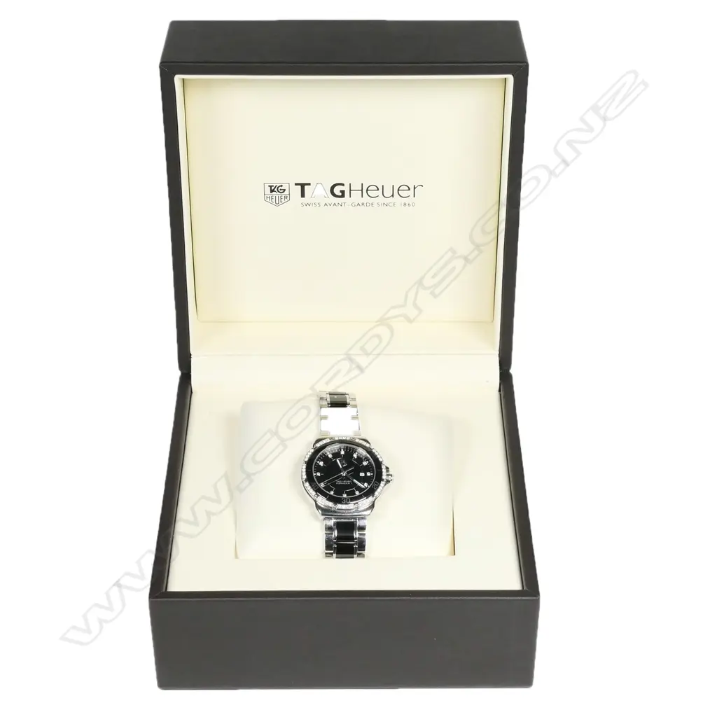 A Tag Heuer Formula 1 wristwatch Image 1++