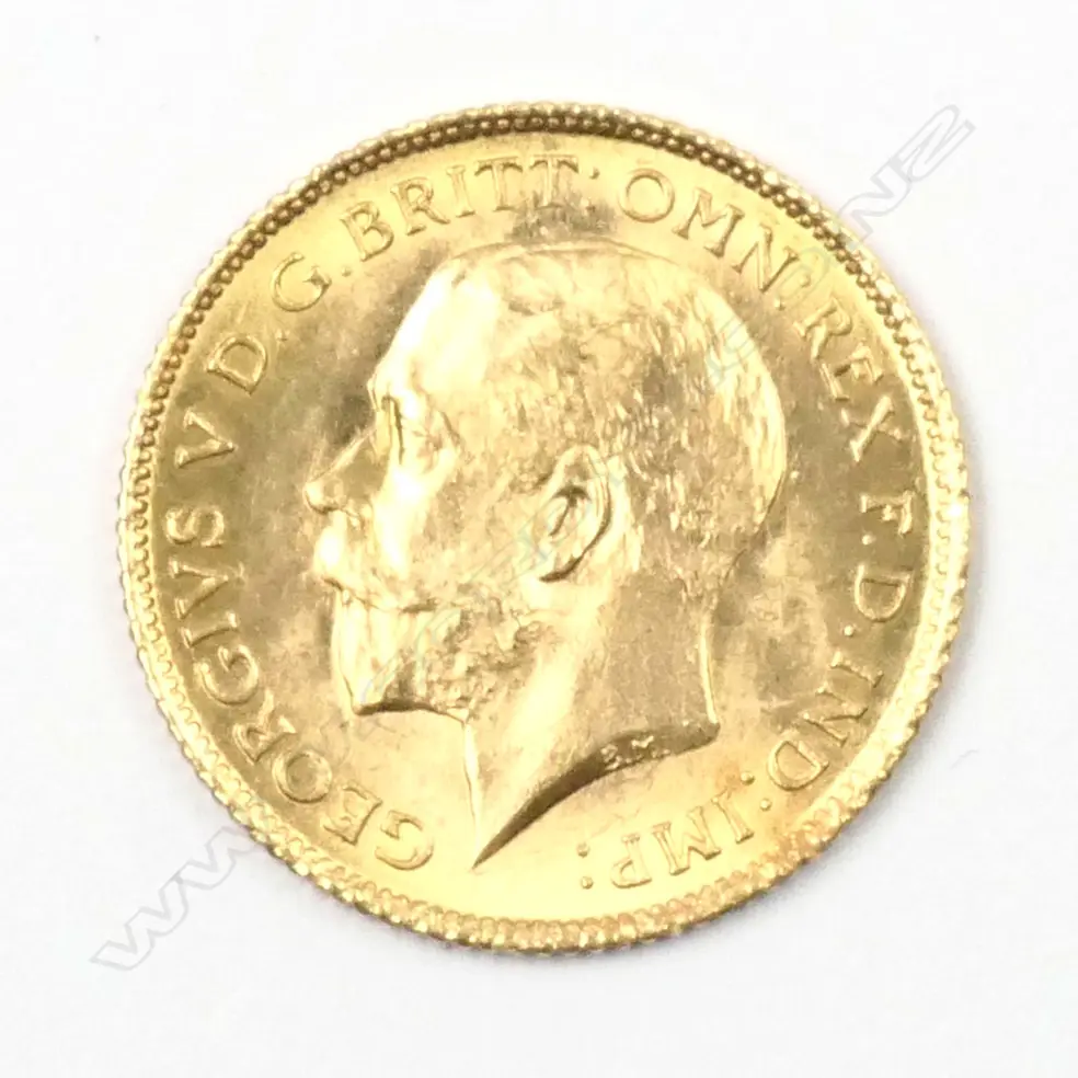 A 1914 gold half sovereign coin Image 1++