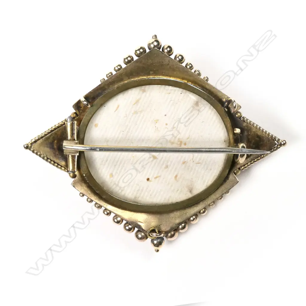 A Victorian gold pearl and ruby brooch Image 1++