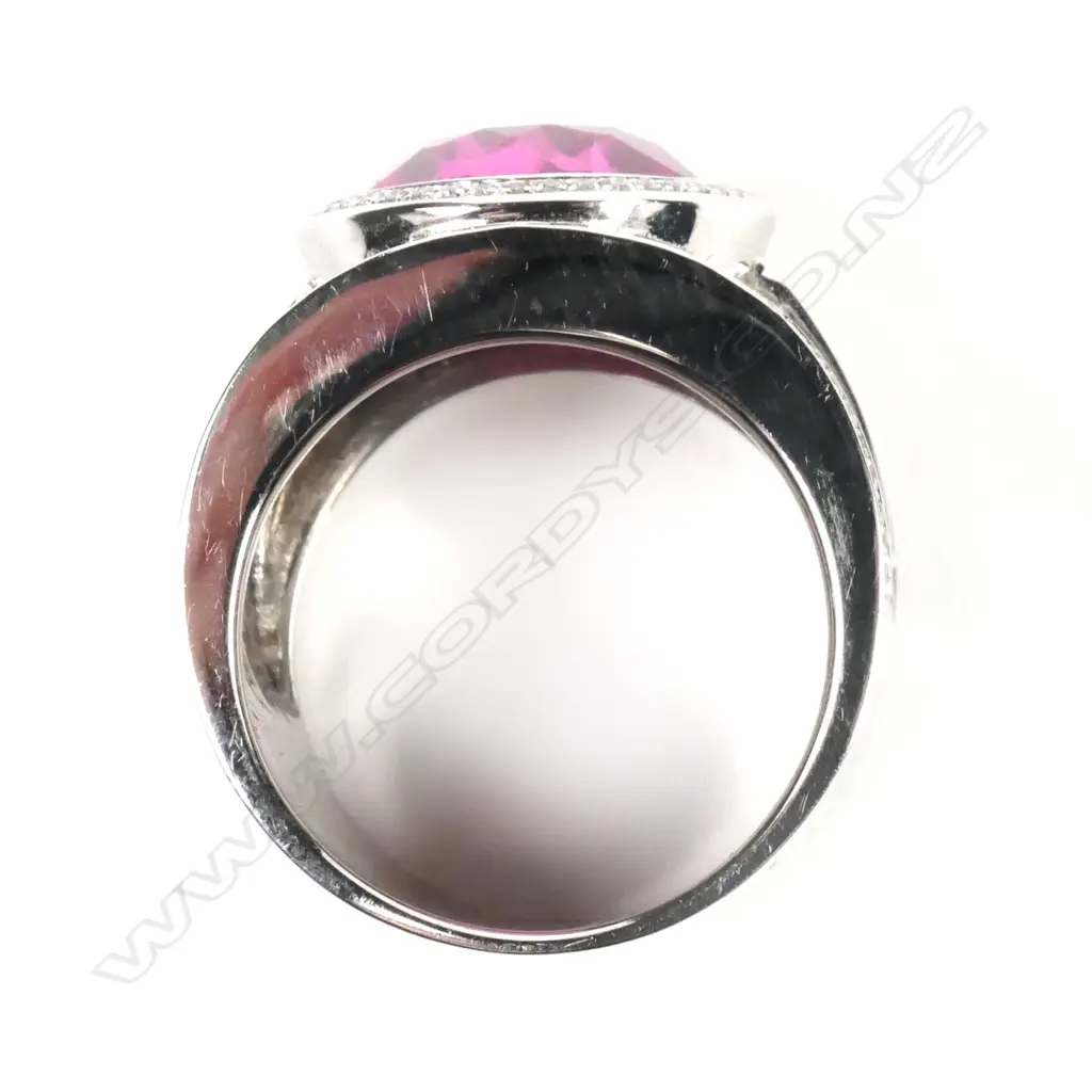 A large 18ct white gold pink stone and diamond ring Image 1++