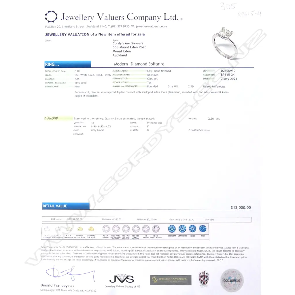 A 14ct white gold and diamond solitaire ring Image 1++