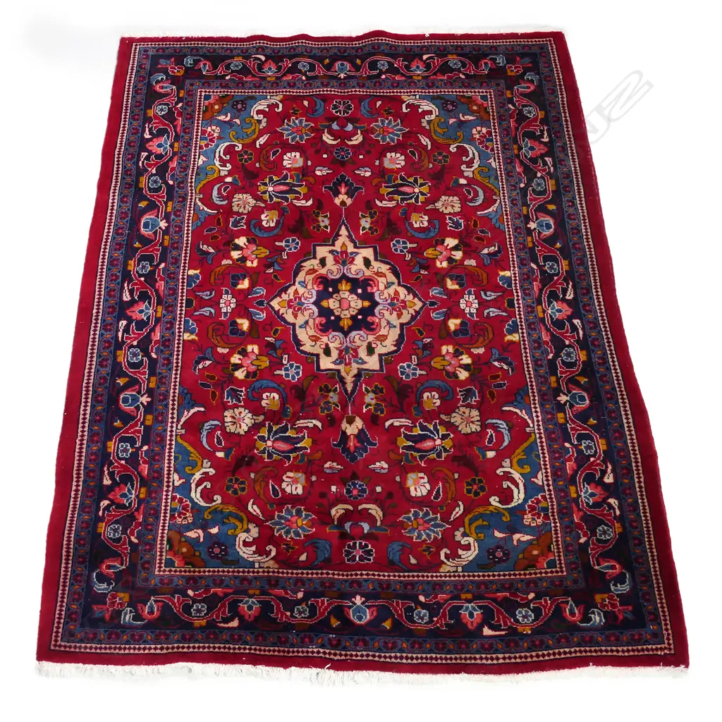 A Persian Arak hand knotted rug Image 1++