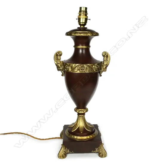 A decorative French table lamp